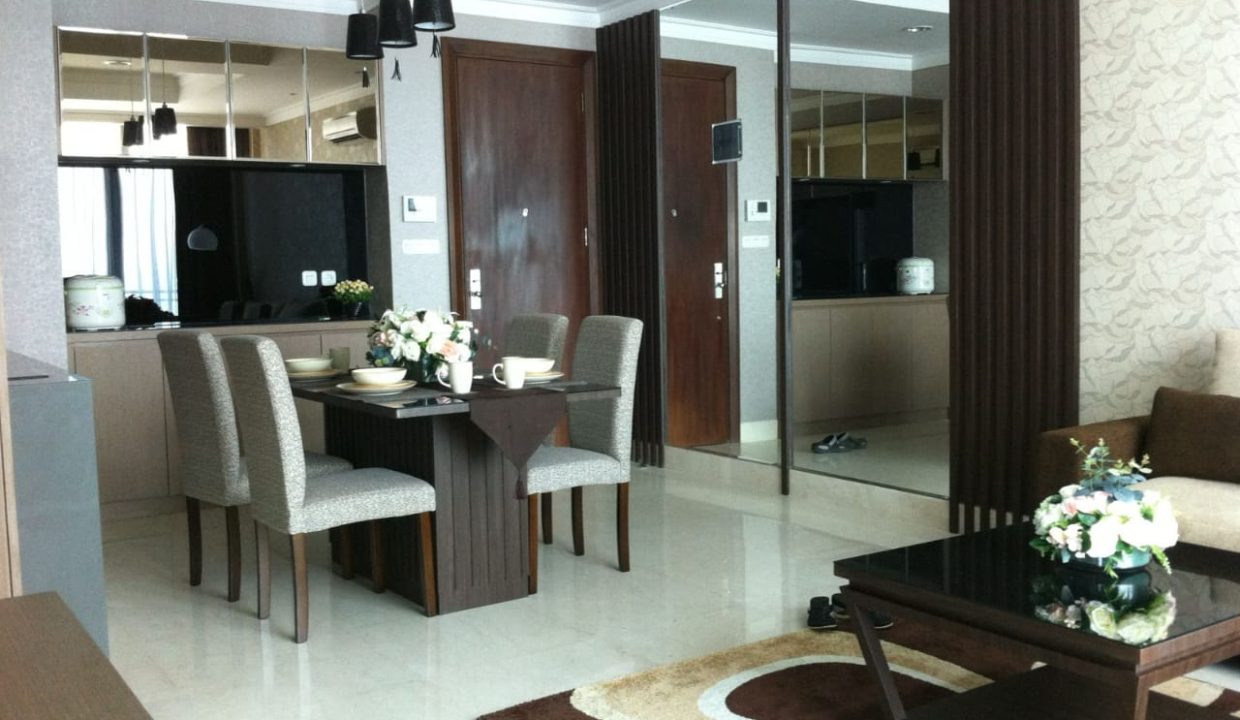 dining room 2